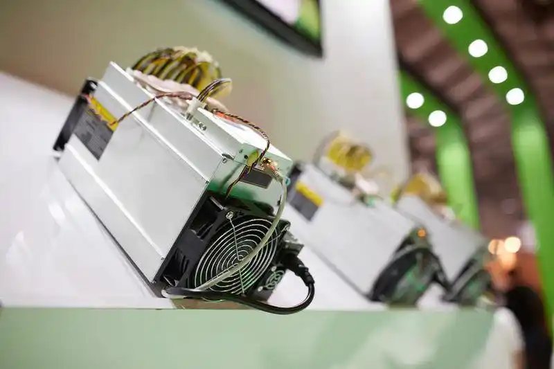 A large-scale cryptocurrency mining farm showcasing hosted Huobi machines